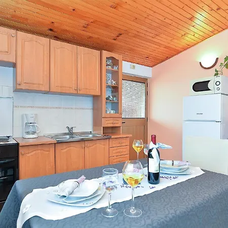 Apartment Fuer 2 Personen Ca 40 Qm In Pula-fondole, Istrien Istrische Riviera Pula
